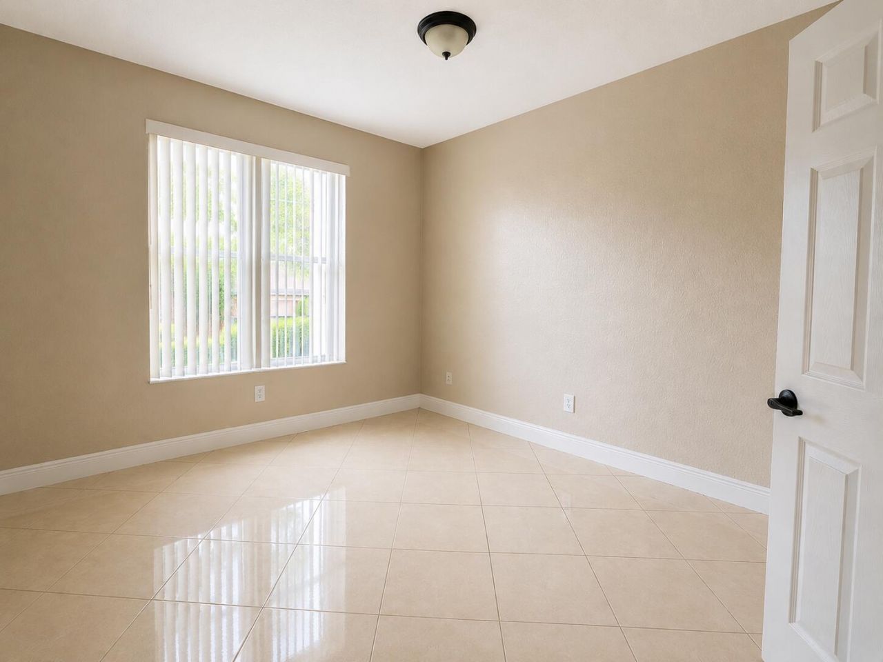 3549 Forest Hill Boulevard, Unit 25, Palm Springs, FL 33406 Photo