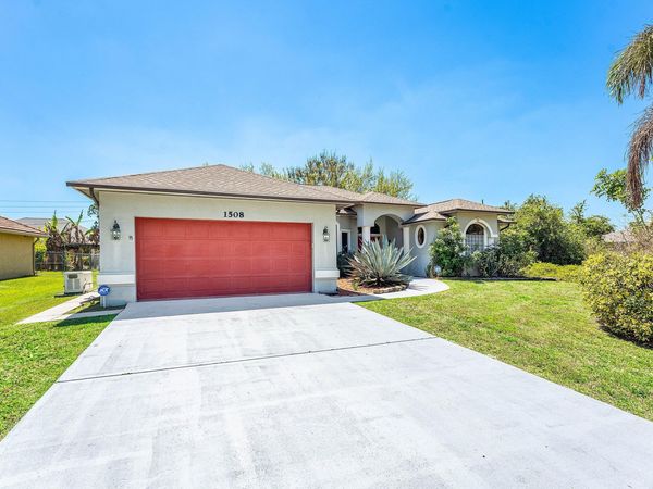 1508 SW Crater Avenue, Port St. Lucie, FL 34953