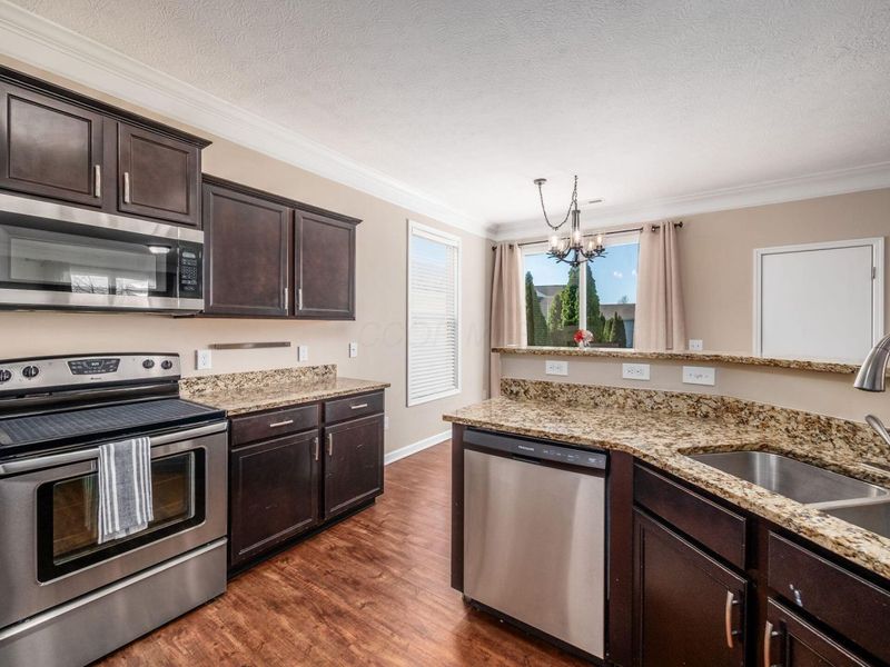 8785 Olenmead Drive, Lewis Center, OH 43035 Photo 13