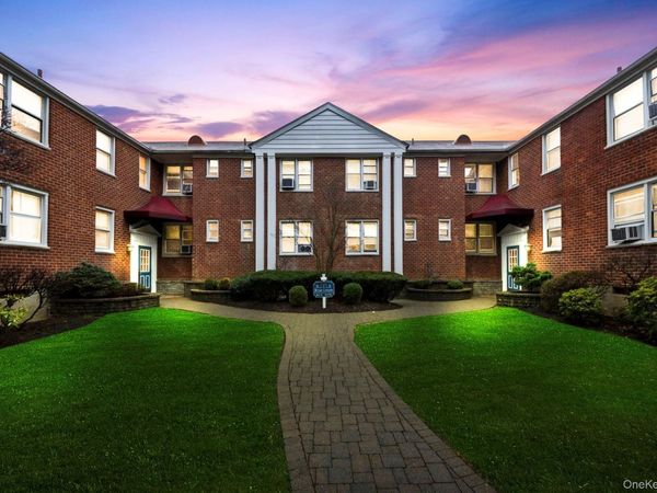 2 Bryant Crescent , Unit #1N, White Plains, NY 10605