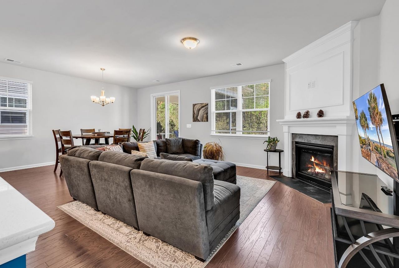 1330 Reflection Pond Dr. Photo 12