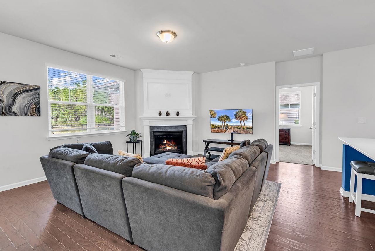 1330 Reflection Pond Dr. Photo 13