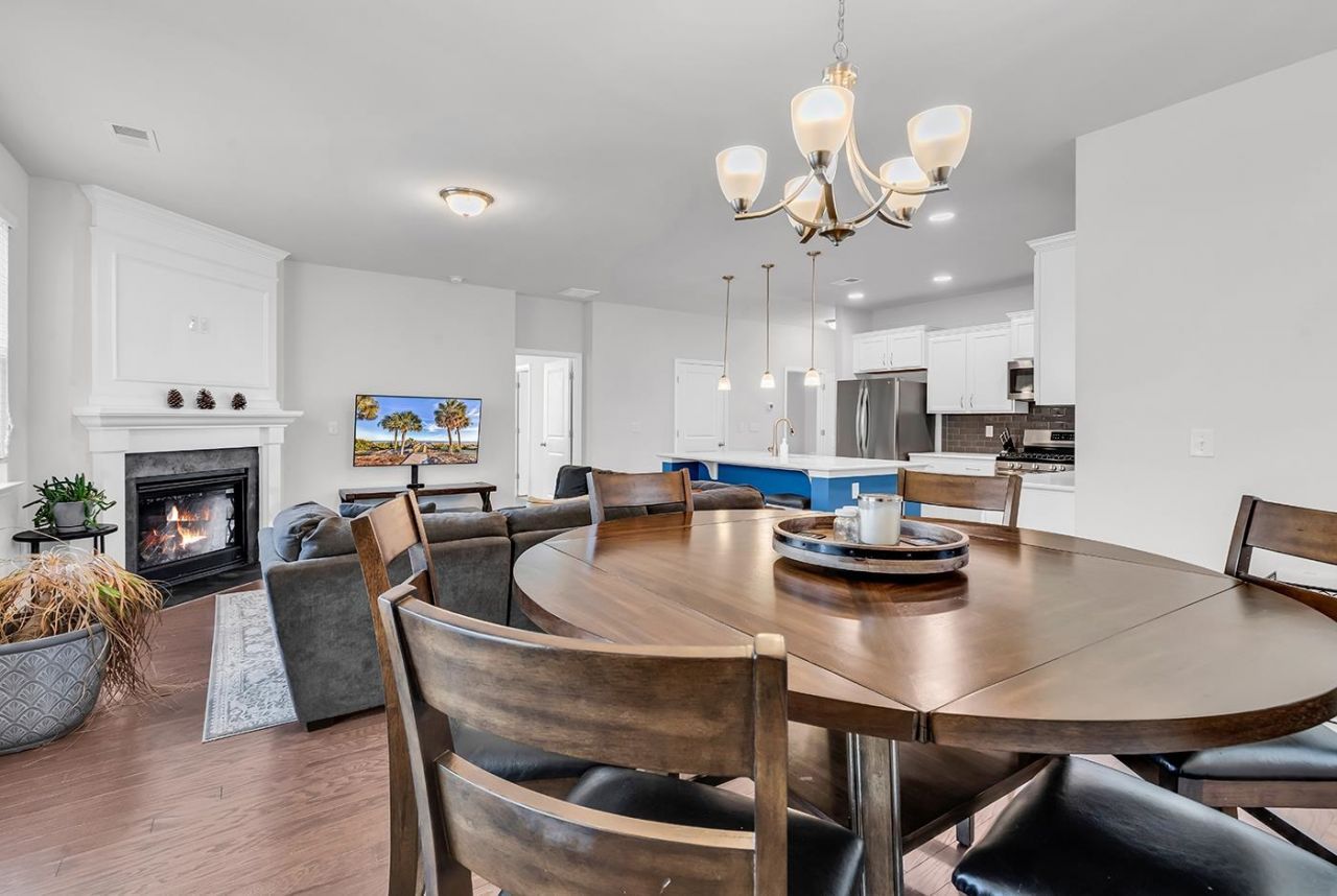 1330 Reflection Pond Dr. Photo 15