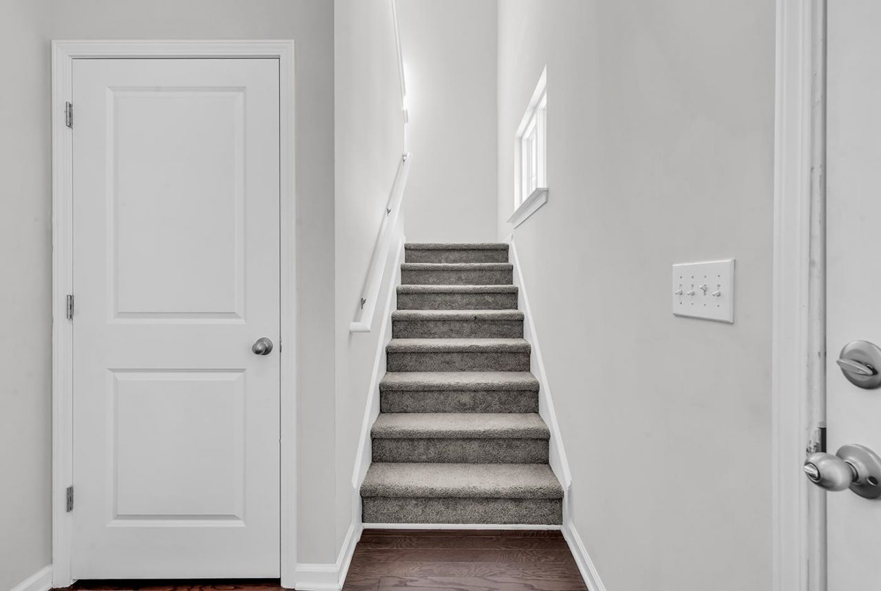 1330 Reflection Pond Dr. Photo 27