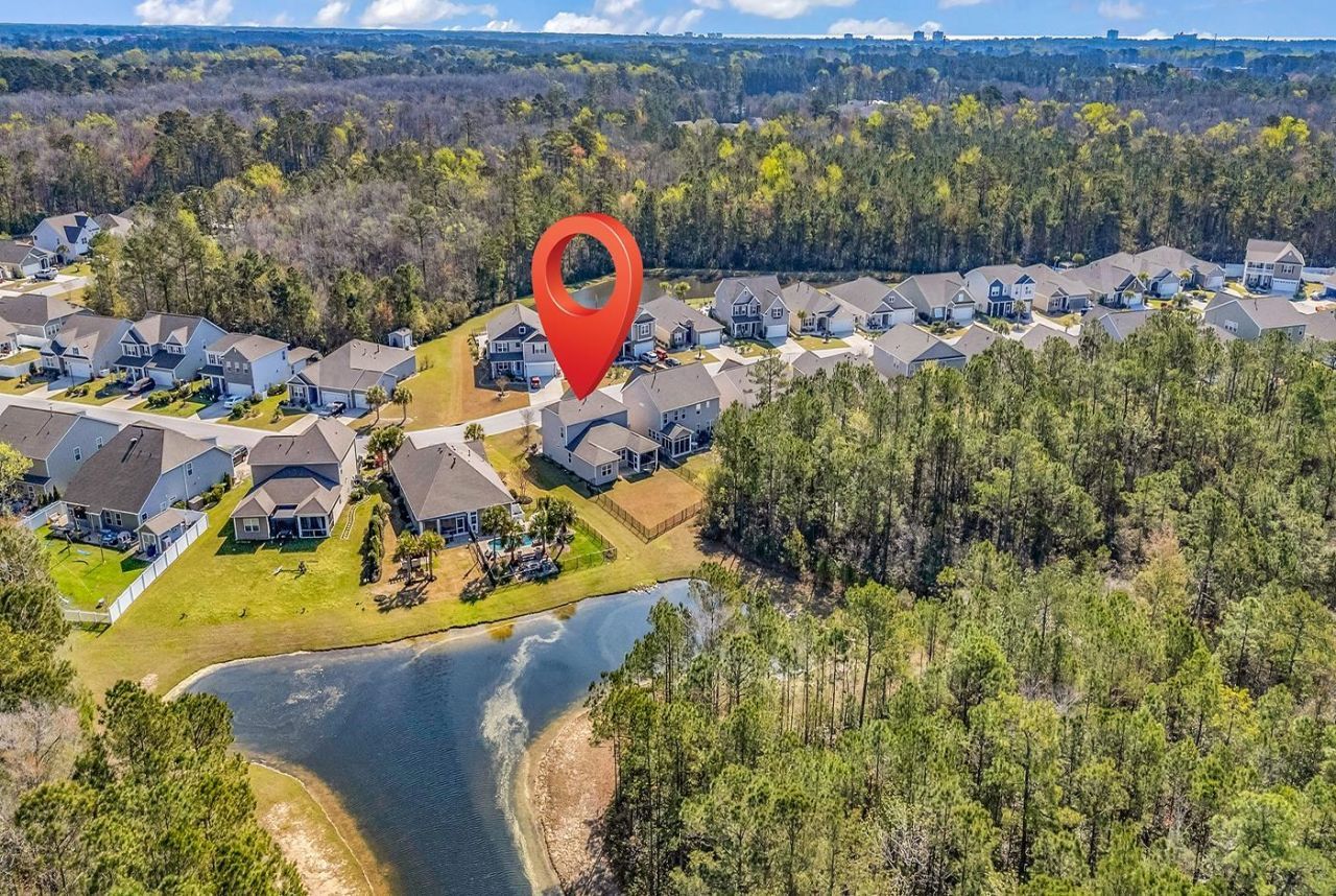 1330 Reflection Pond Dr. Photo 4