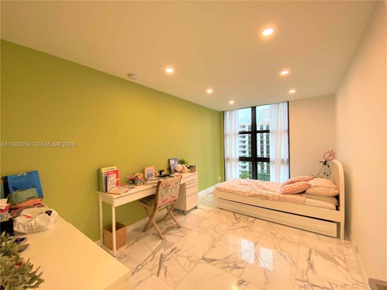 1121 Crandon Blvd, Unit F907, Key Biscayne, FL 33149 Photo