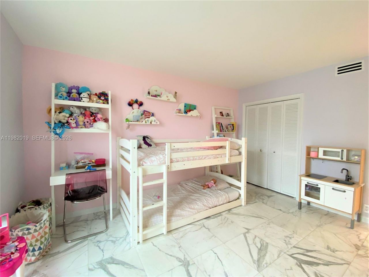1121 Crandon Blvd, Unit F907, Key Biscayne, FL 33149 Photo
