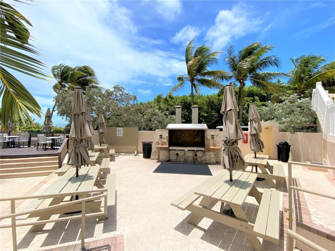 1121 Crandon Blvd, Unit F907, Key Biscayne, FL 33149 Photo