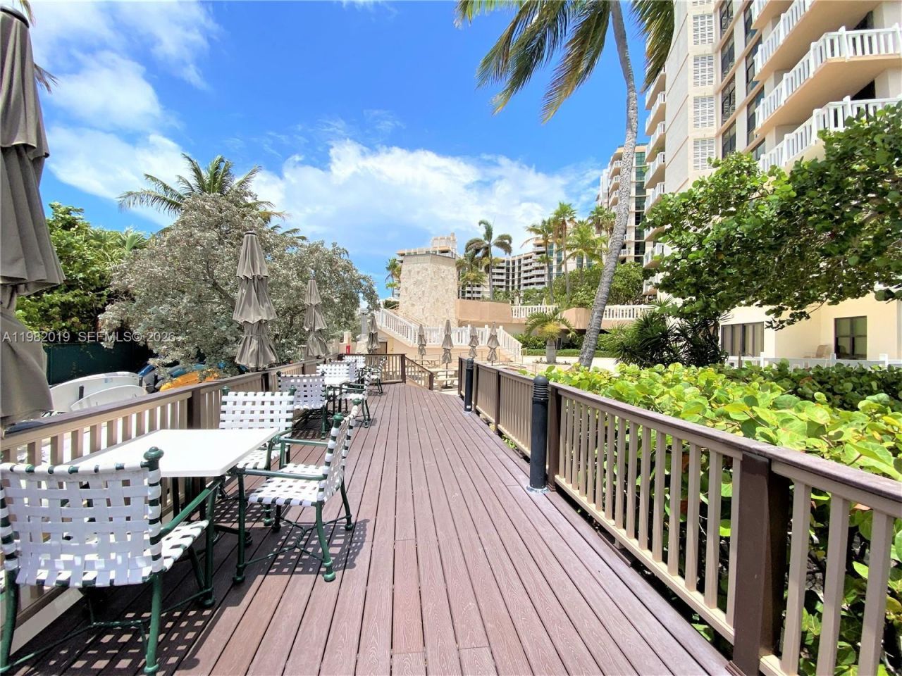1121 Crandon Blvd, Unit F907, Key Biscayne, FL 33149 Photo