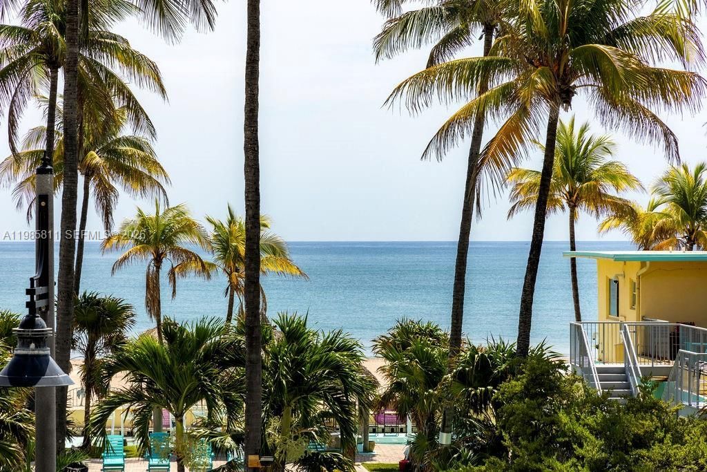 305 Briny Ave, Unit 405, Pompano Beach, FL 33062 Photo