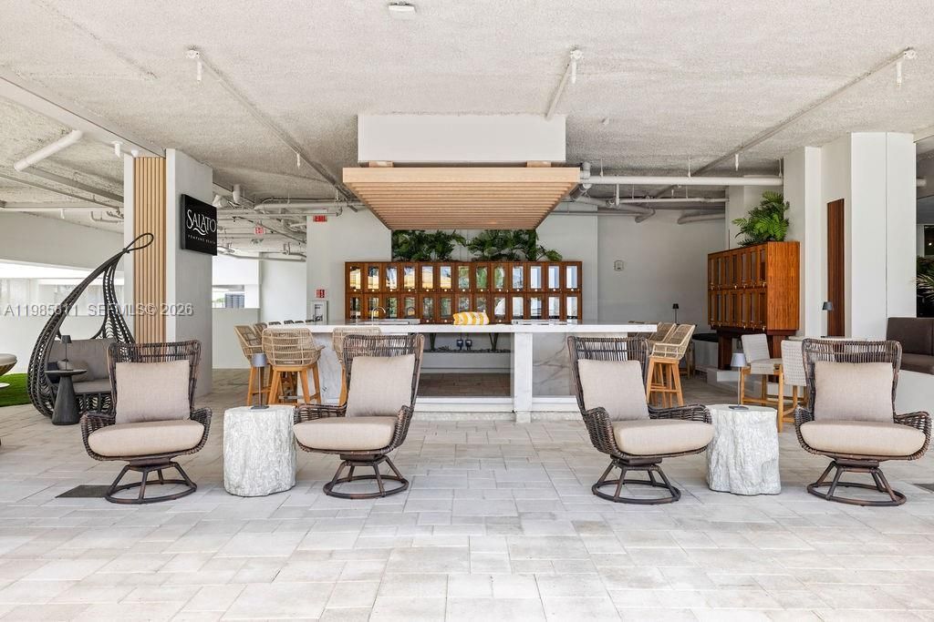 305 Briny Ave, Unit 405, Pompano Beach, FL 33062 Photo
