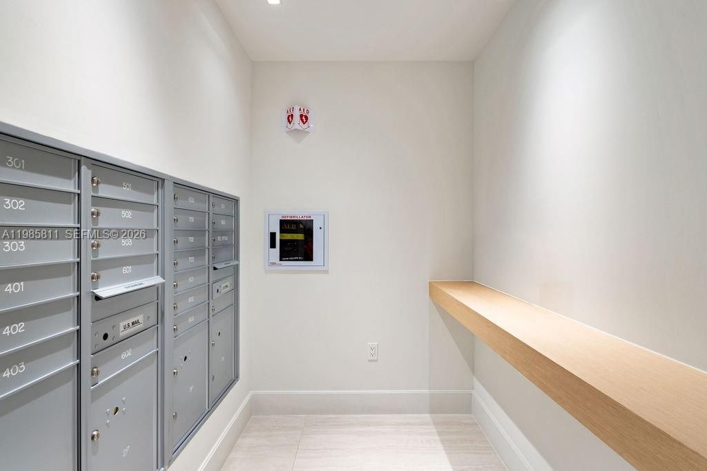 305 Briny Ave, Unit 405, Pompano Beach, FL 33062 Photo