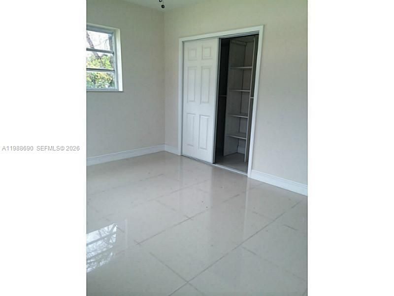 740 NE 179 Te, North Miami Beach, FL 33162 Photo