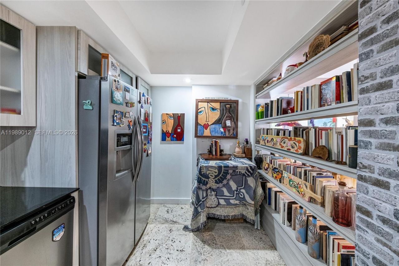 2000 Towerside Ter , Unit 510, Miami, FL 33138 Photo