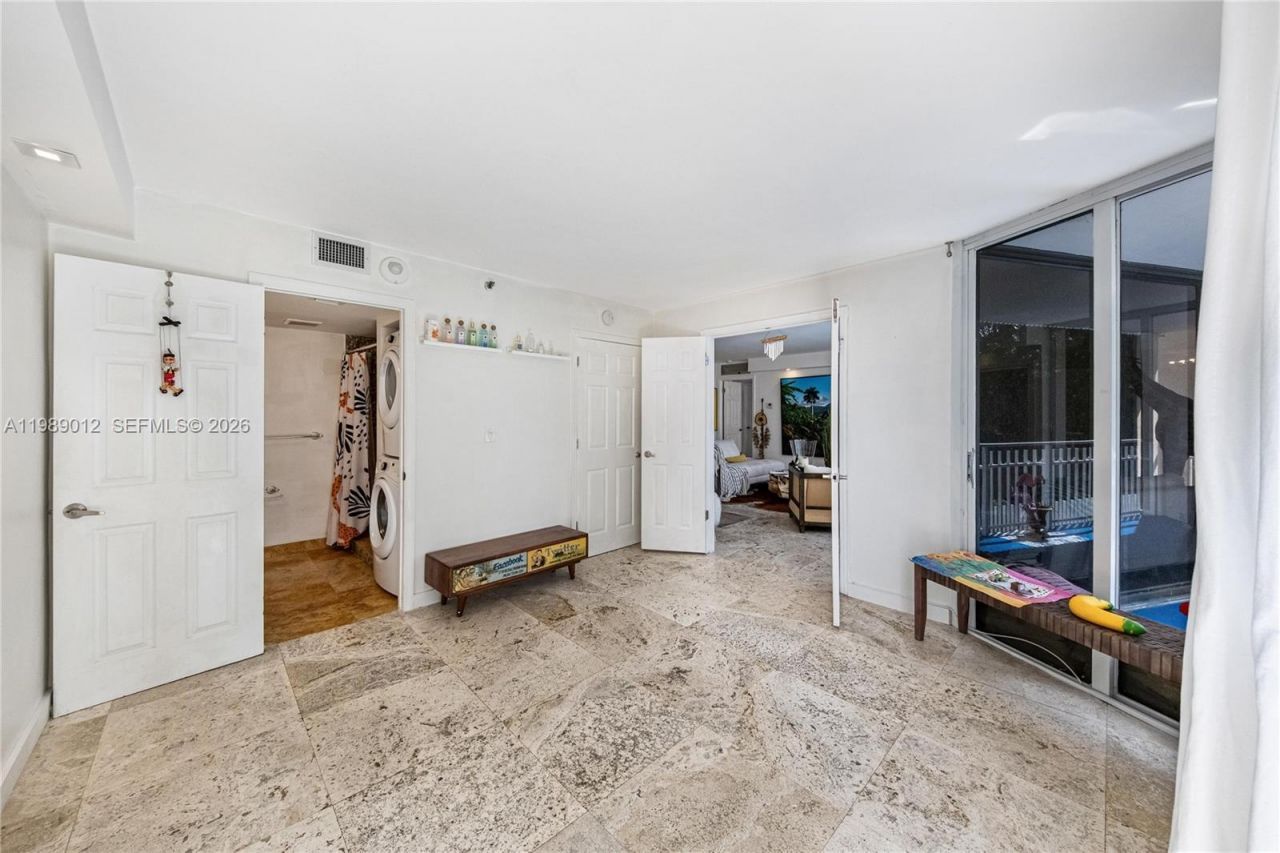 2000 Towerside Ter , Unit 510, Miami, FL 33138 Photo