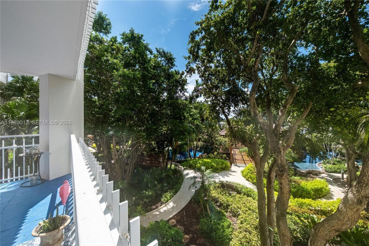 2000 Towerside Ter , Unit 510, Miami, FL 33138 Photo