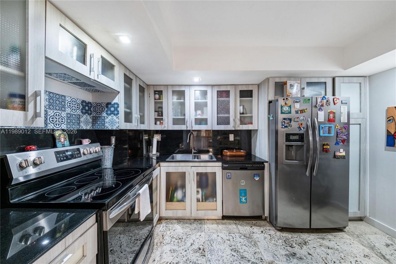 2000 Towerside Ter , Unit 510, Miami, FL 33138 Photo