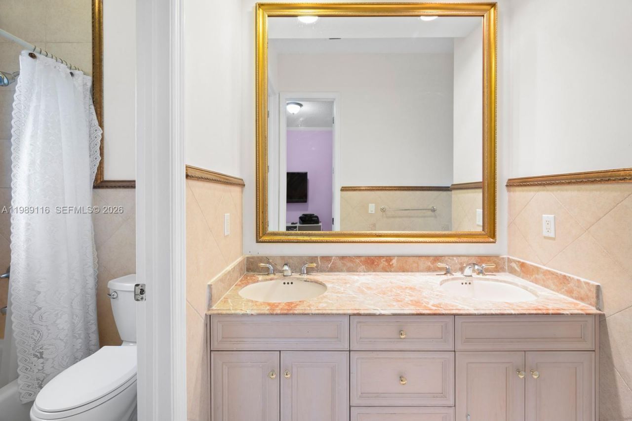 10621 SW 77th Ave , Pinecrest, FL 33156 Photo