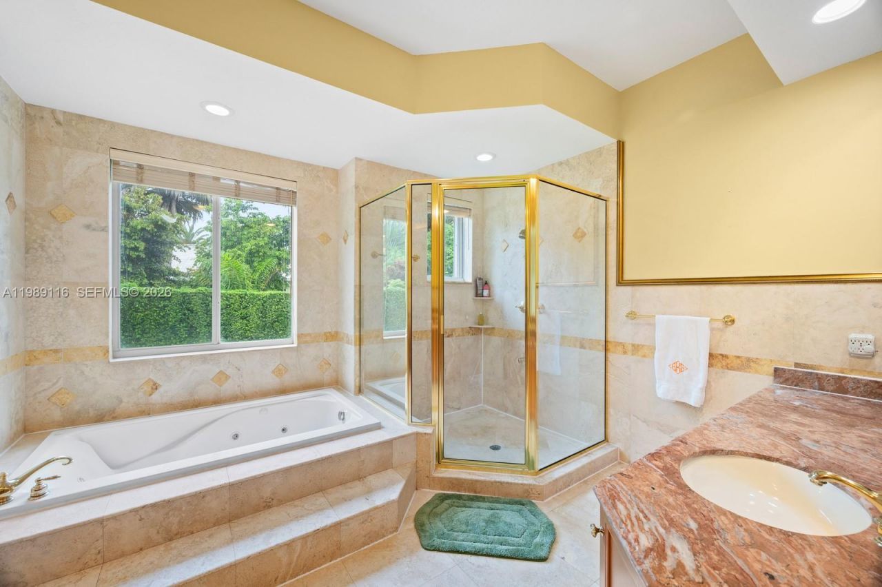 10621 SW 77th Ave , Pinecrest, FL 33156 Photo