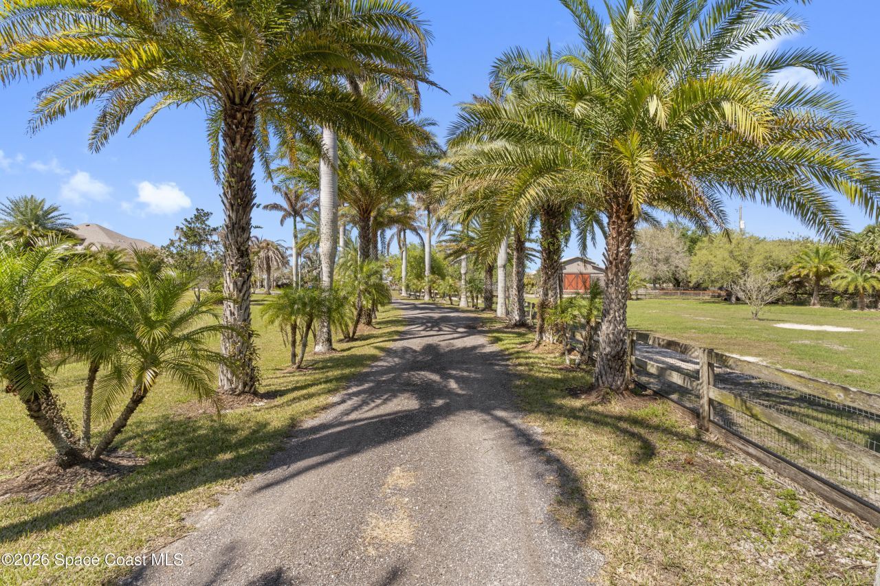 14450 111th Street , Fellsmere, FL 32948 Photo