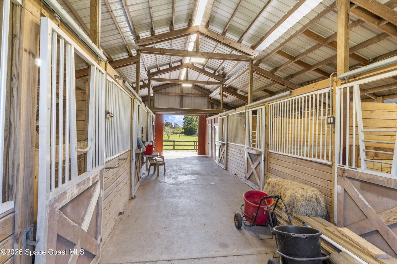 14450 111th Street, Fellsmere, FL 32948 Photo