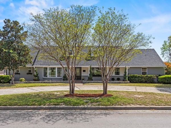 1636 W Red Bird Lane, Dallas, TX 75232