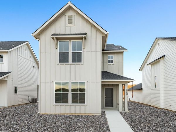 6925 S Harvest Cove Ave, Boise, ID 83709