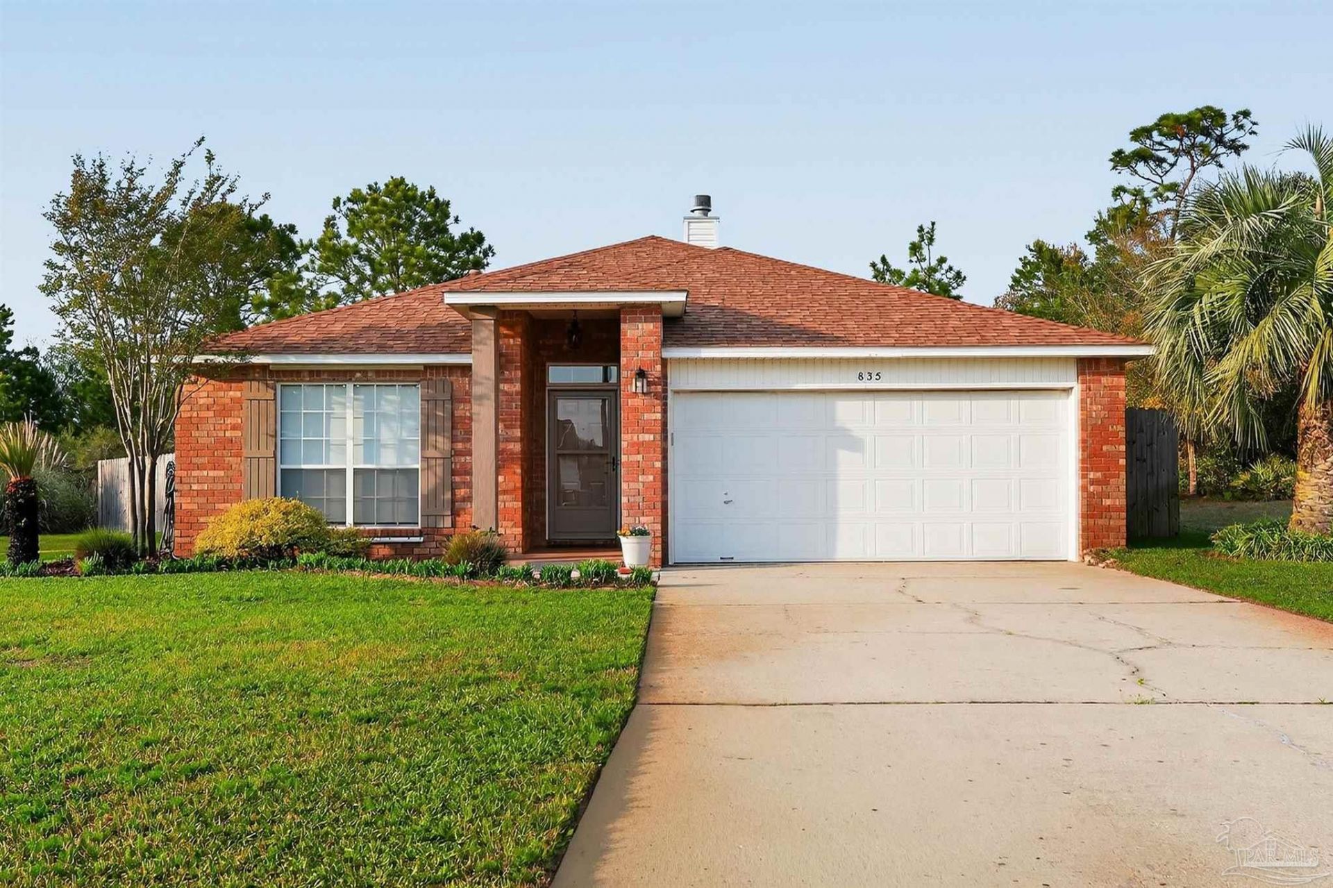 835 Ebb Tide Dr, Pensacola, FL 32507 Main Photo