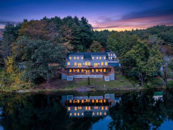 286 Grove St, Unit A, Clinton, MA 01510