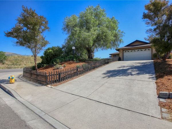 256 E Price., Nipomo, CA 93444