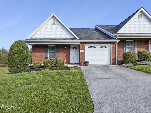 9007 Rocky Ridge Way, Knoxville, TN 37924