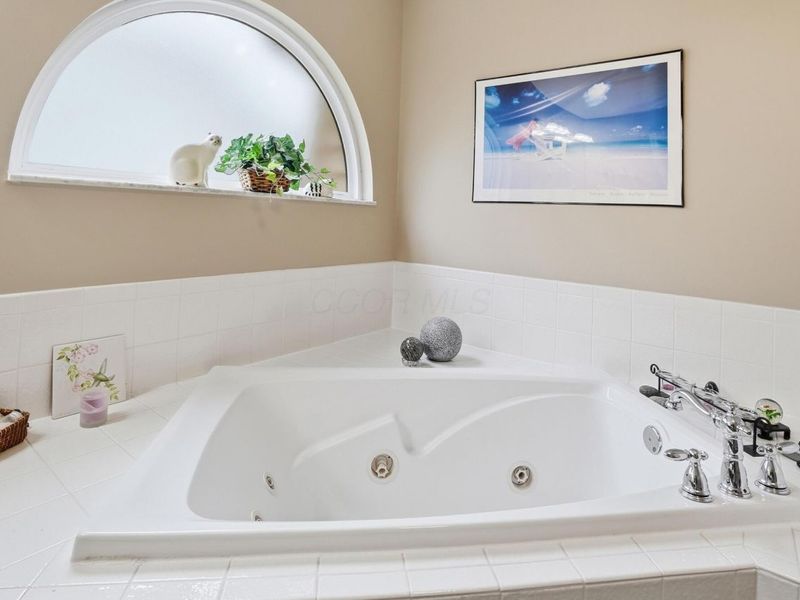 7134 Nightshade Drive, Westerville, OH 43082 Photo 32