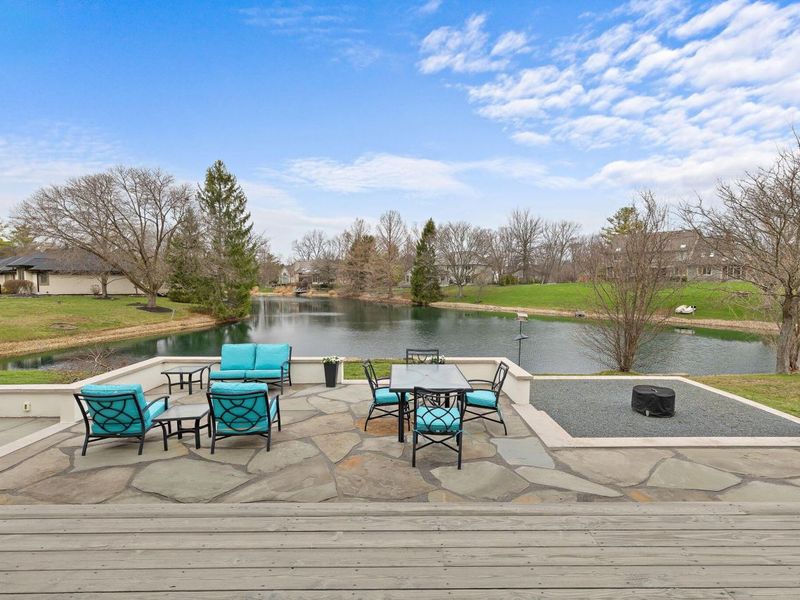 2300 Cove Point Court, Powell, OH 43065 Photo 3