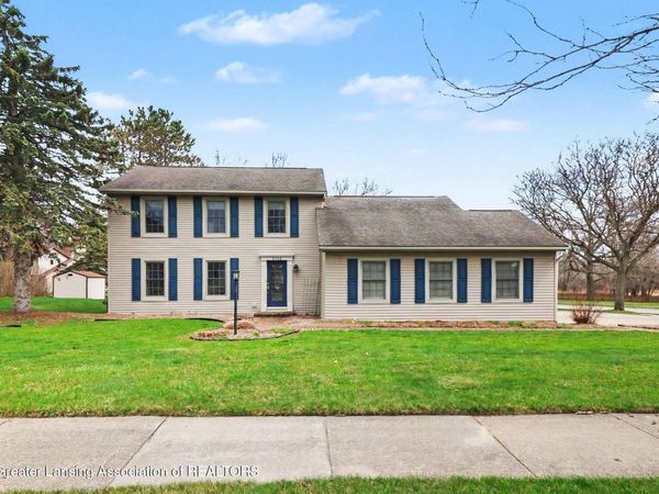 5730 Whisperwood Drive, Haslett, MI 48840