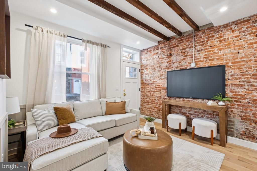 1804 Waterloo Street, Philadelphia, PA 19122 Main Photo