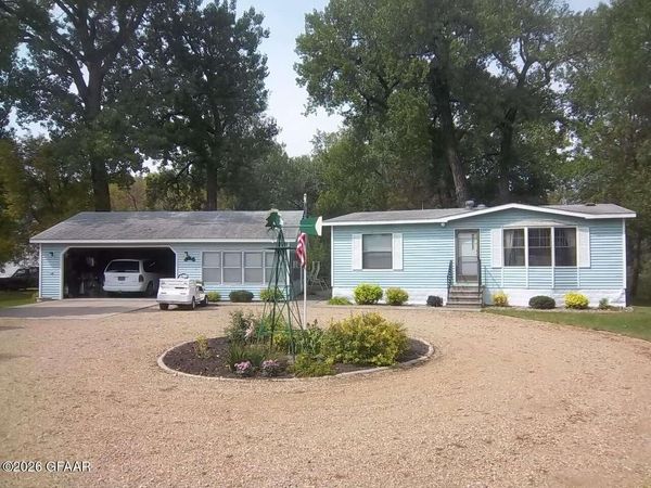 6097 COUNTY ROAD 4 , Minto, ND 58261