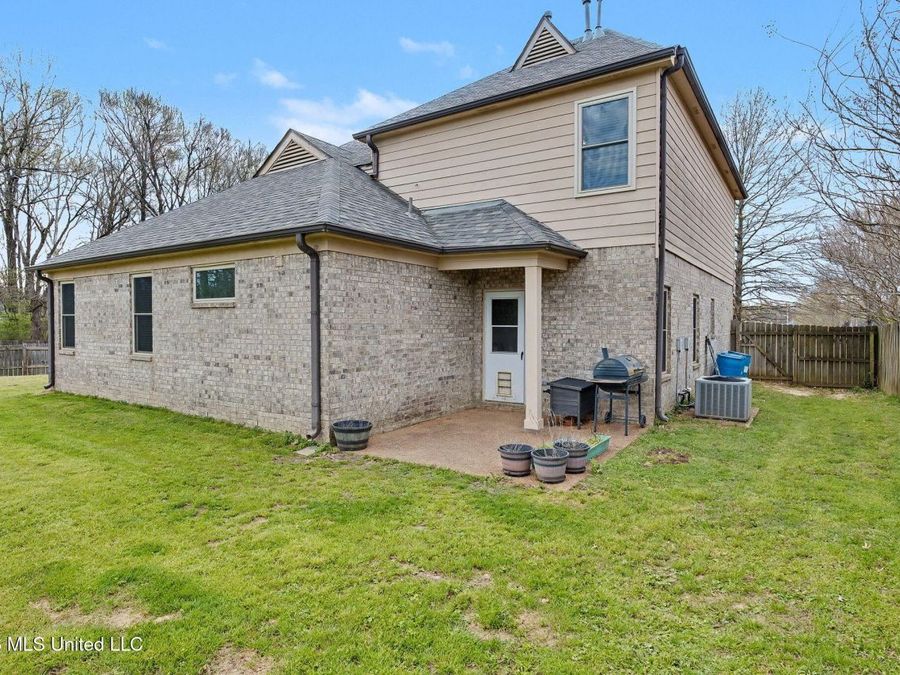 Property Image 37