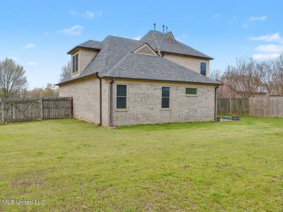 Property Image 39