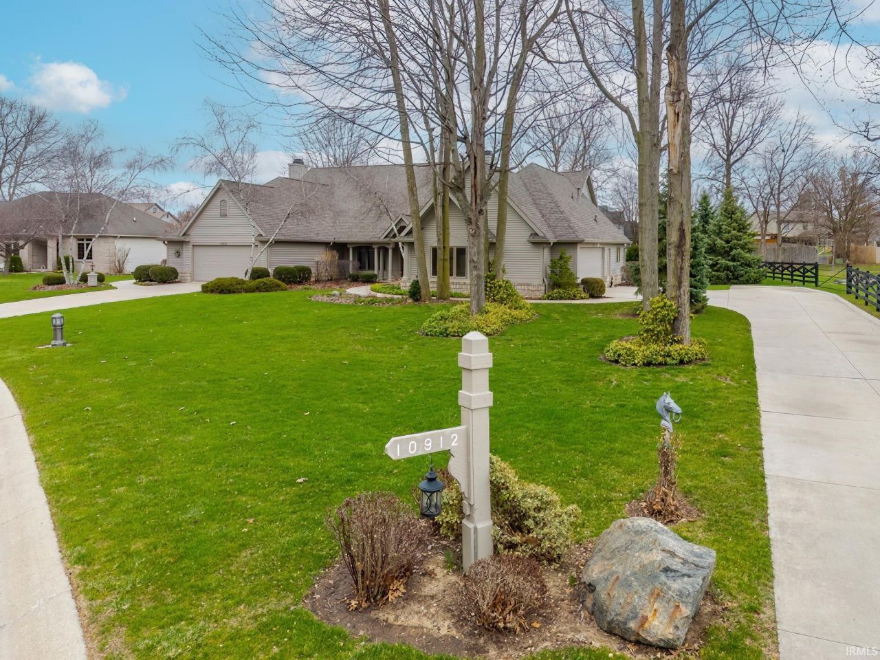 10912 La Cabreah Lane, Fort Wayne, IN 46845 Main Photo