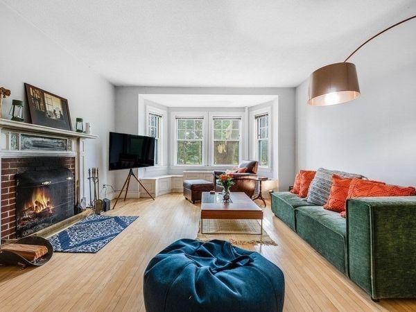 993 Memorial Drive, Unit 102, Cambridge, MA 02138