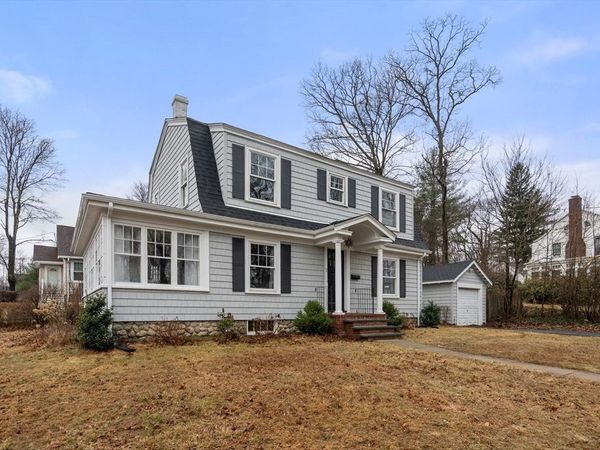 2 Lakewood Rd, Weymouth, MA 02190