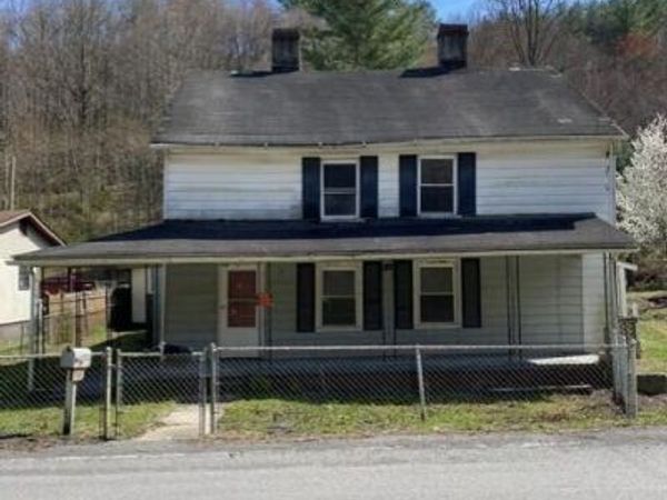 5332 Stonega Road, Appalachia, VA 24216