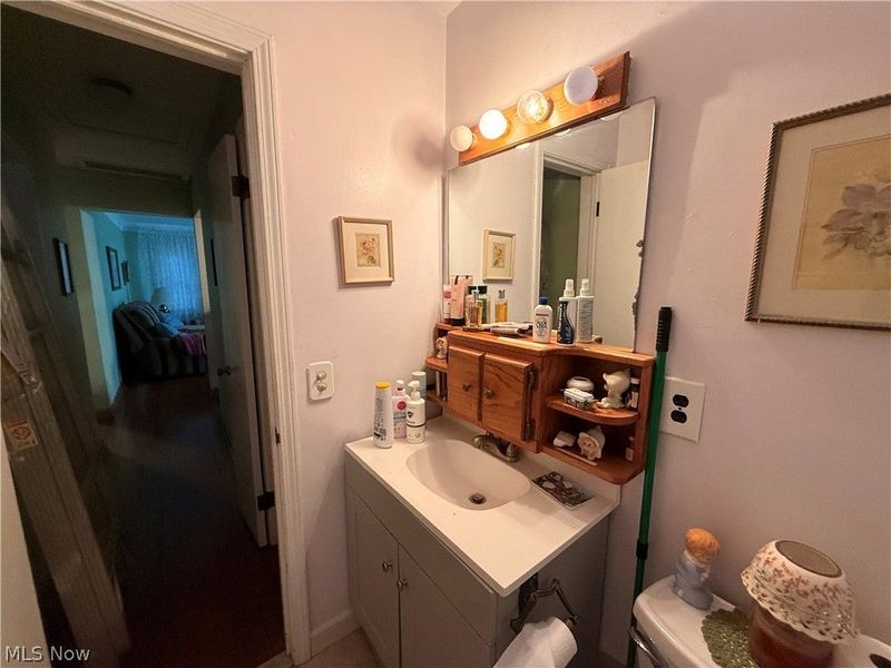 35288 Beach Park Avenue, Eastlake, OH 44095 Photo 20