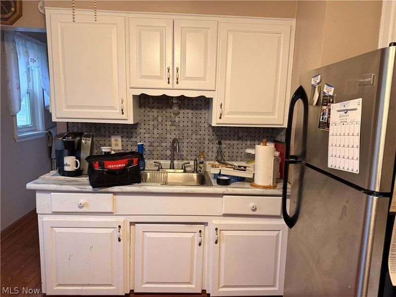 35288 Beach Park Avenue, Eastlake, OH 44095 Photo 9