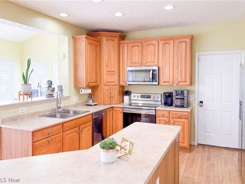 5236 Giacomo Court NW, Canton, OH 44709 Photo 7