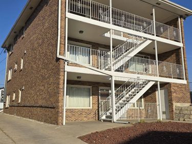 3235 S 12th Street S, Lincoln, NE 68502