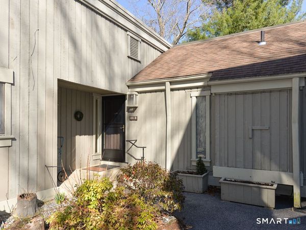 101 Heritage, Unit D, Southbury, CT 06488