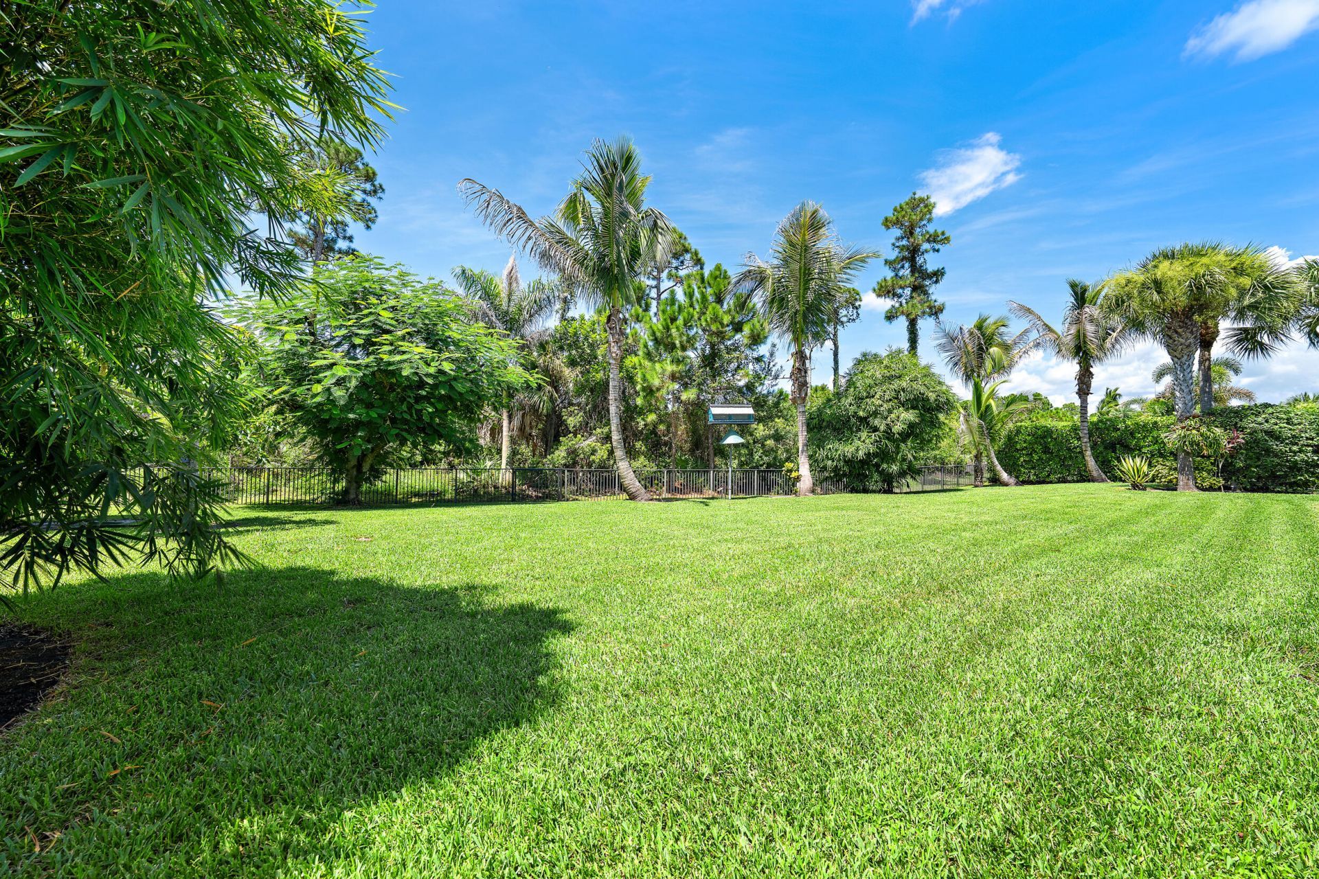 8176 SE Red Root Way, Jupiter, FL 33458 Photo