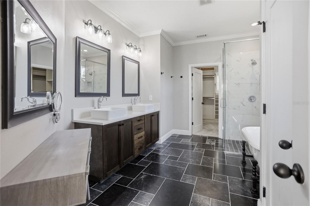 8 Winters Landing Drive, Oakland, FL 34787 Photo