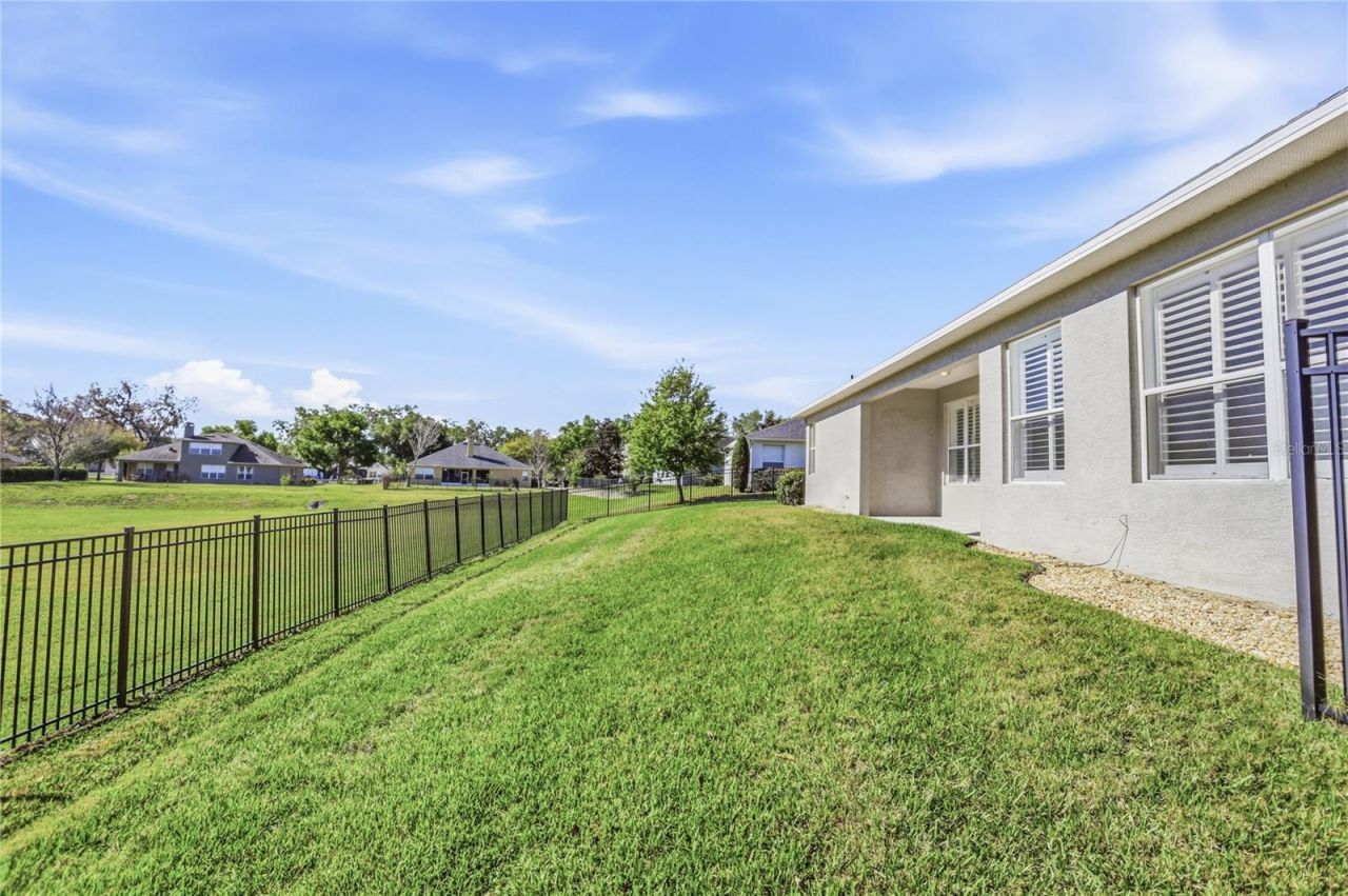 8 Winters Landing Drive, Oakland, FL 34787 Photo